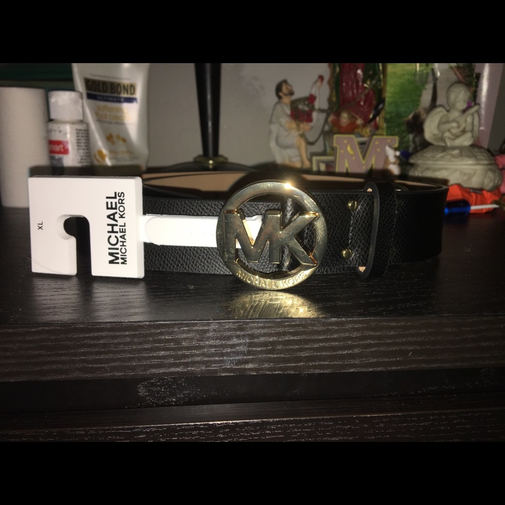 Michael kors black and gold belt